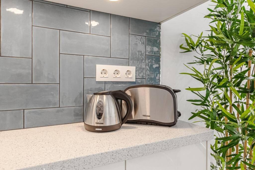 Tenerife Royal Gardens One Bedroom Apartment Playa de las Américas Eksteriør billede