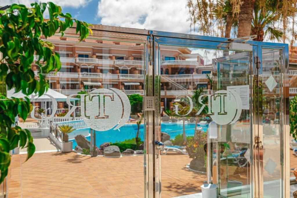 Tenerife Royal Gardens One Bedroom Apartment Playa de las Américas Eksteriør billede