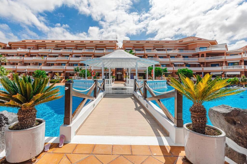 Tenerife Royal Gardens One Bedroom Apartment Playa de las Américas Eksteriør billede